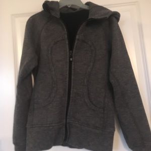 Lululemon scuba hoodie 4 EUC with spinner zip pull